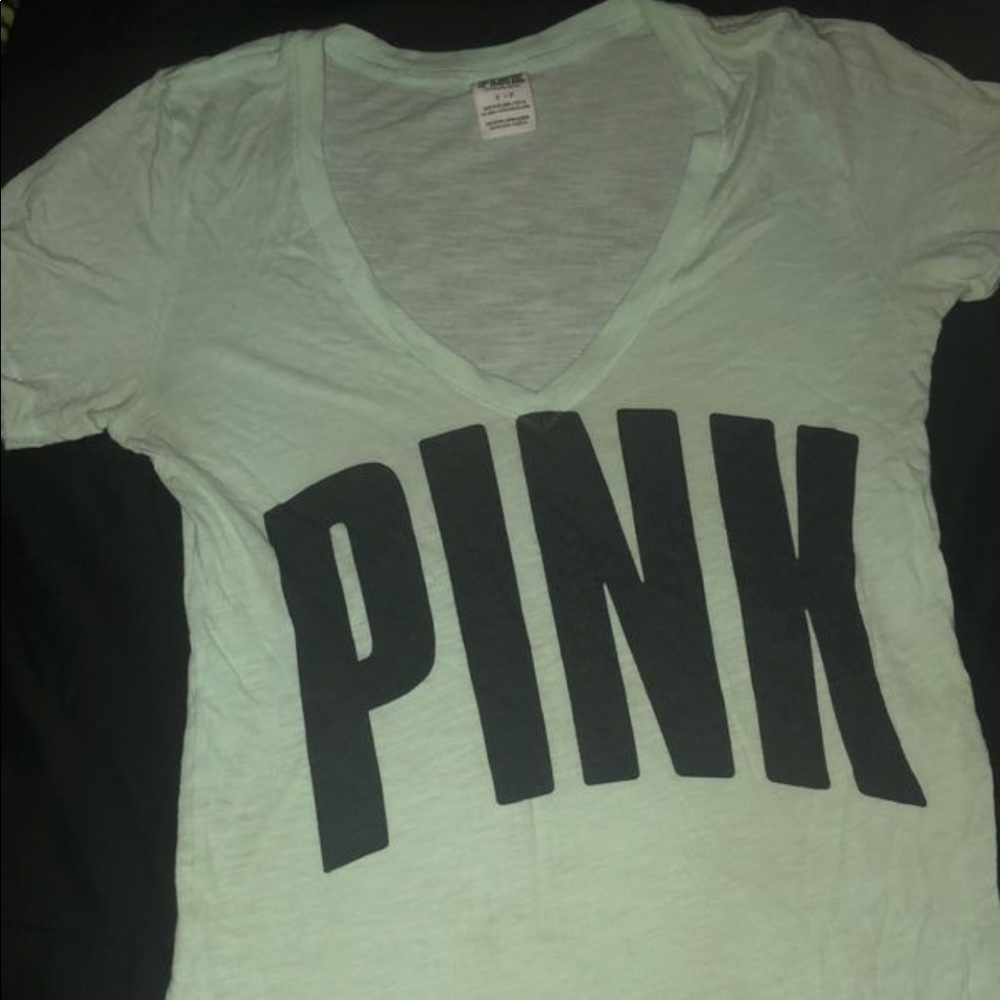 Vs pink tee shirt